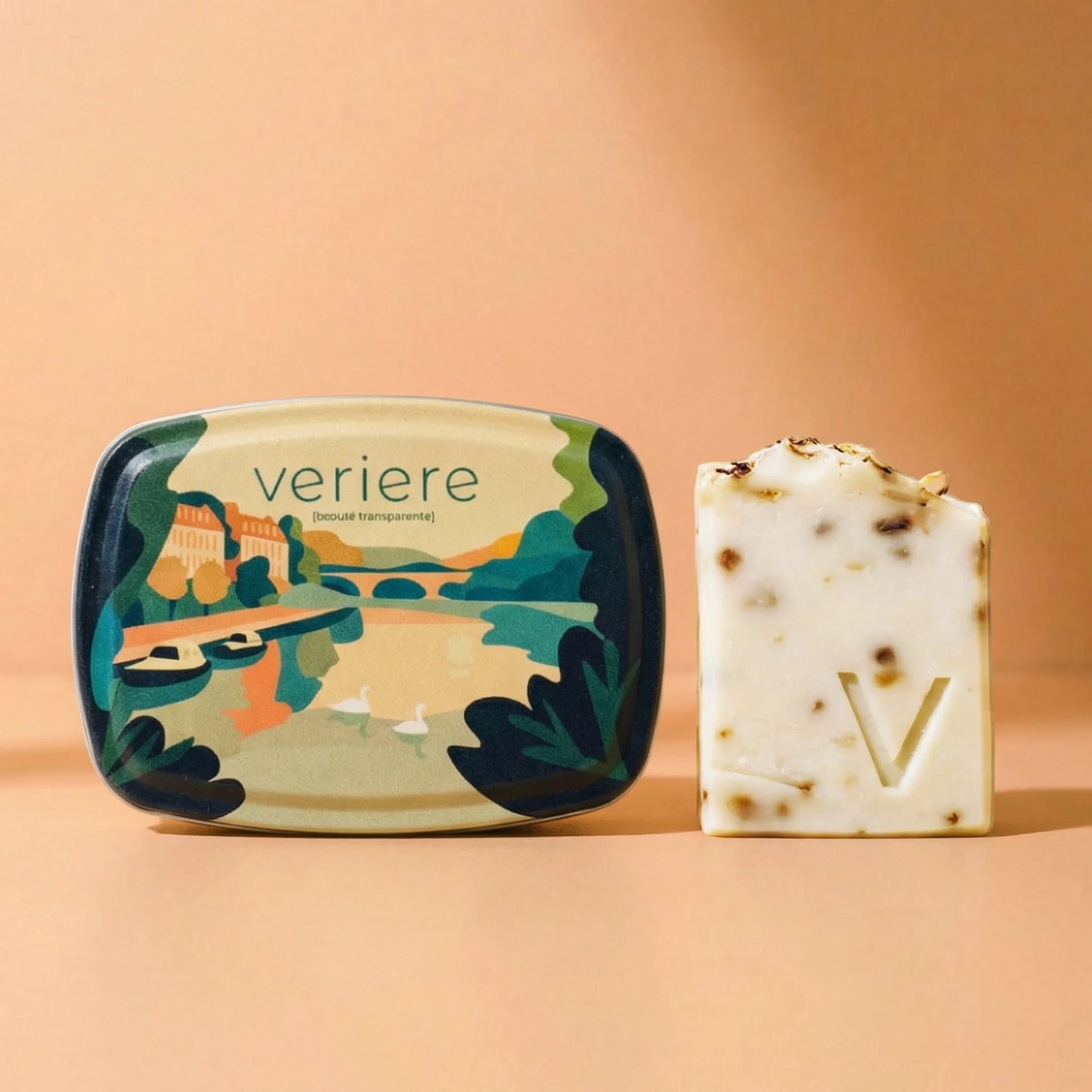 Boîte à savon et son savon local