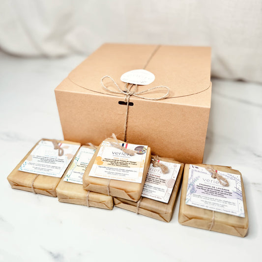 Le Complet soap box